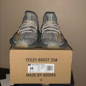 yeezy boost 350 v2 ISRAFI